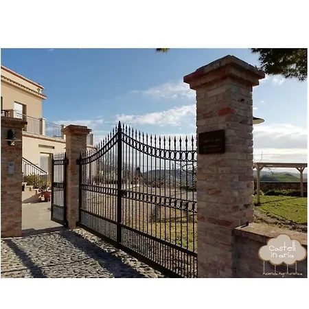 Alloggio per agriturismo Castelli In Aria Atri